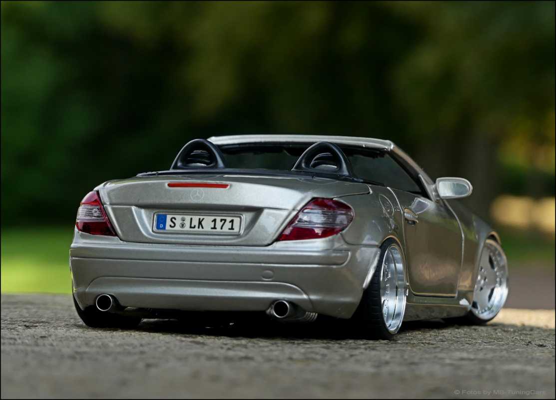 1:18 Mercedes Benz SLK 55 R171 - Grau-Silber [ AMG Tuning-Umbau ]